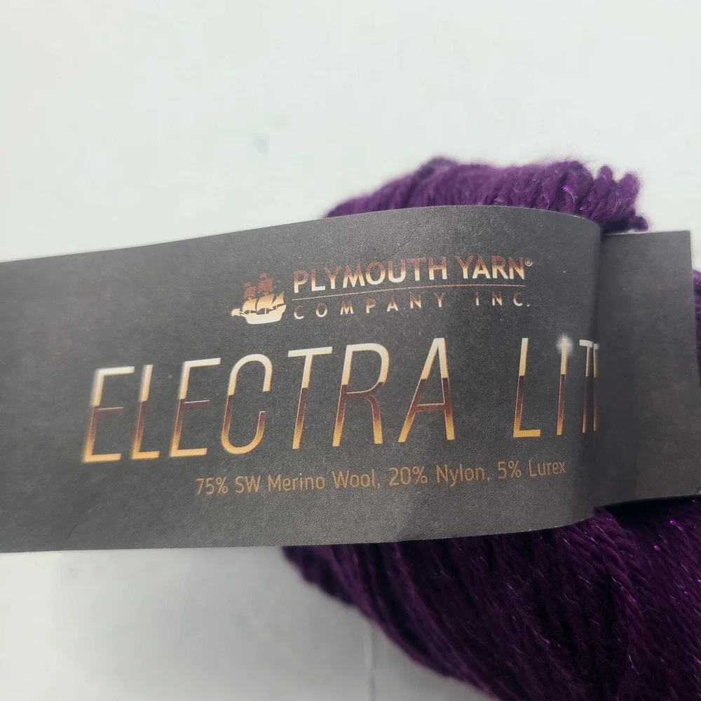 Plymouth Yarn Violet Color Merino Wool‎ Nylon Lurex 100g 425yds